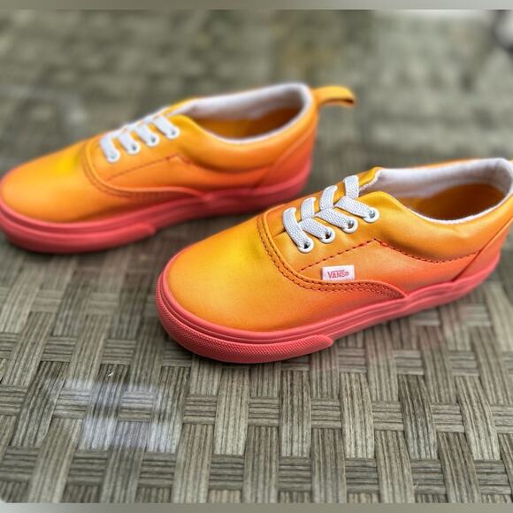 Vans Orange Red Gradient Sneakers Classic Style Size 10 Kids - Picture 1 of 5